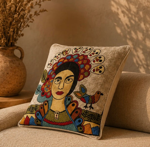 Coussin Brodé Kashmi — La Reine des Fleurs · Pièce Unique